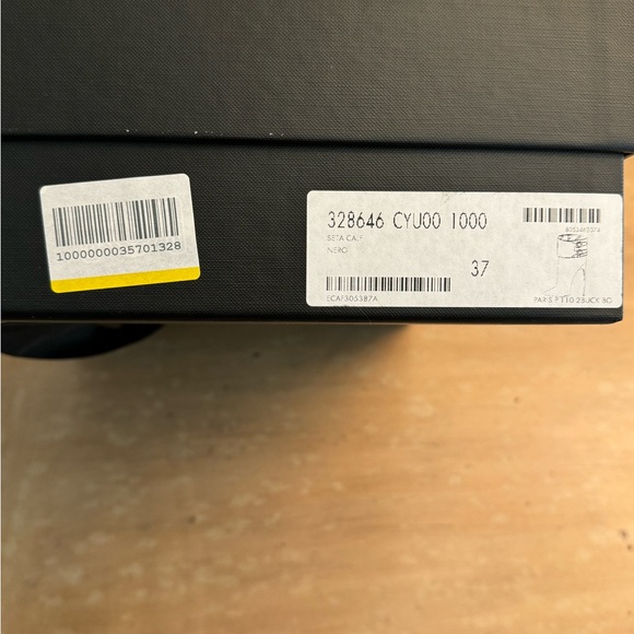 Saint Laurent Black Leather Janis Cuff Boots 37 BNIB! - Picture 16 of 17